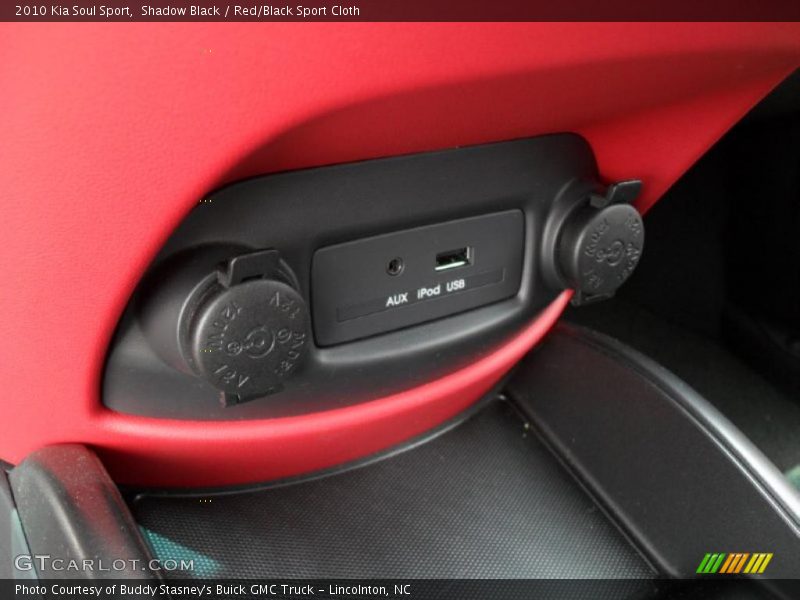 Shadow Black / Red/Black Sport Cloth 2010 Kia Soul Sport