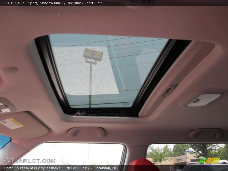 Shadow Black / Red/Black Sport Cloth 2010 Kia Soul Sport