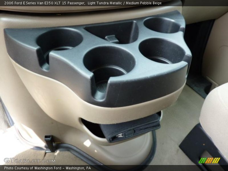 Light Tundra Metallic / Medium Pebble Beige 2006 Ford E Series Van E350 XLT 15 Passenger