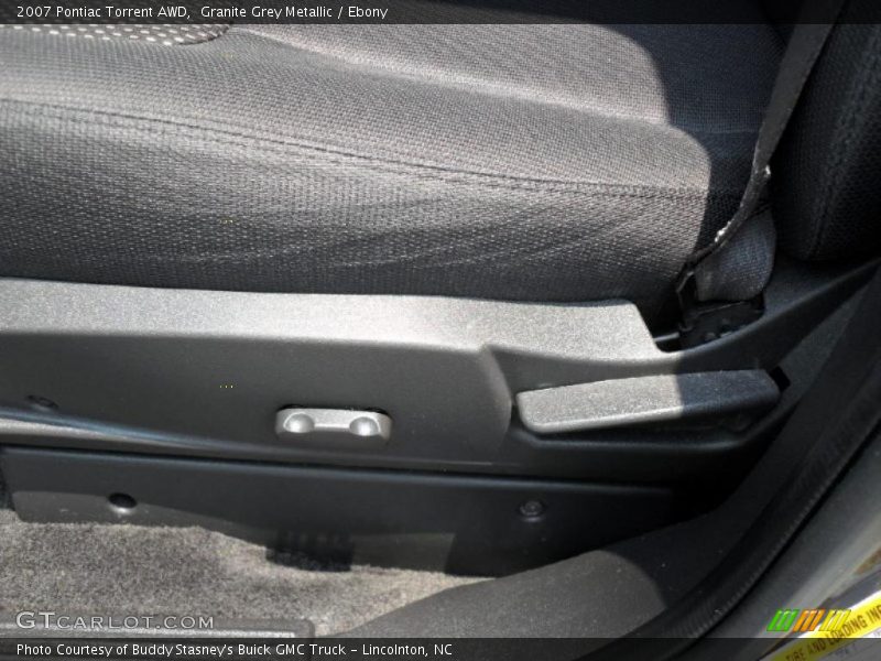 Granite Grey Metallic / Ebony 2007 Pontiac Torrent AWD