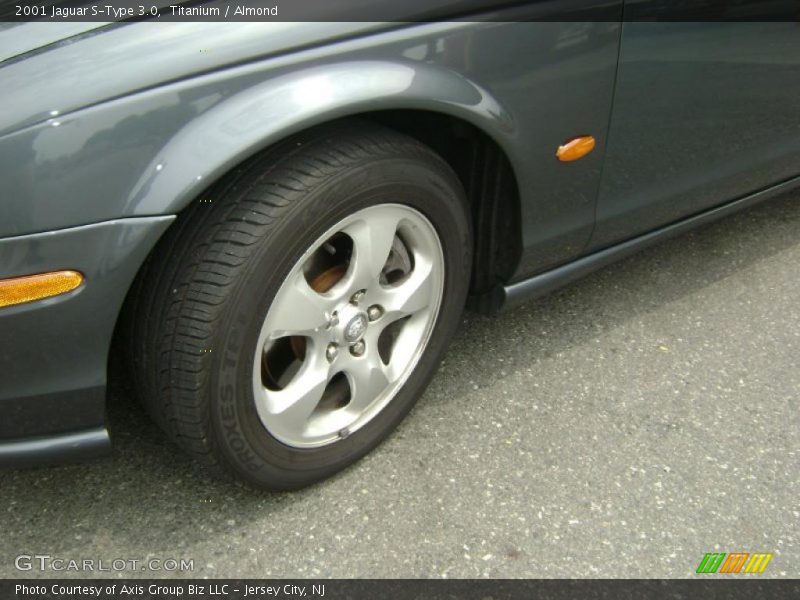 Titanium / Almond 2001 Jaguar S-Type 3.0