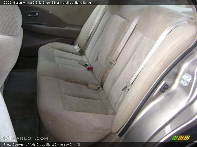 Sheer Silver Metallic / Blond Beige 2002 Nissan Altima 2.5 S