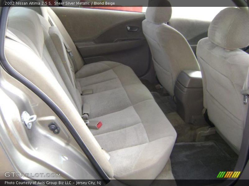 Sheer Silver Metallic / Blond Beige 2002 Nissan Altima 2.5 S