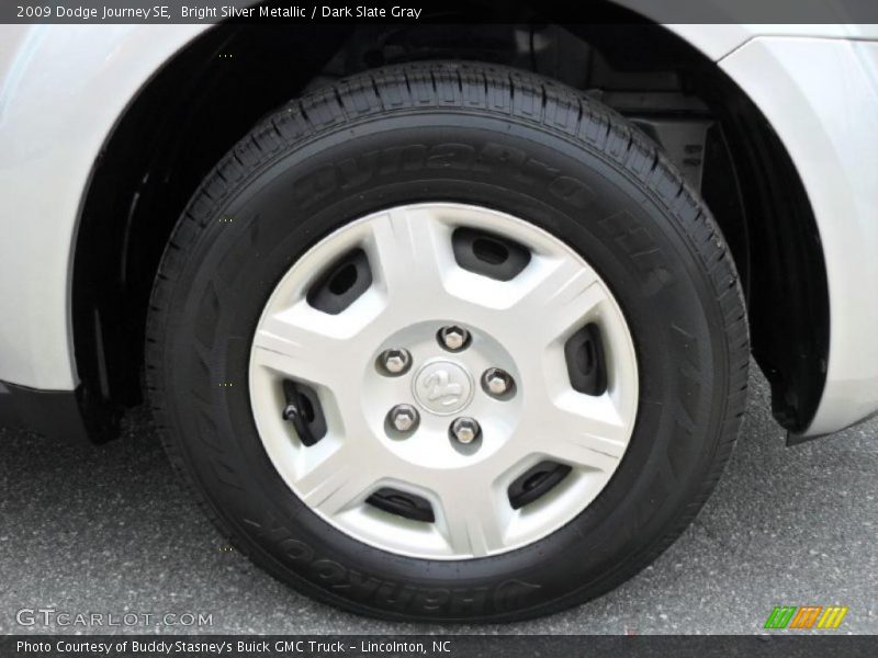 Bright Silver Metallic / Dark Slate Gray 2009 Dodge Journey SE