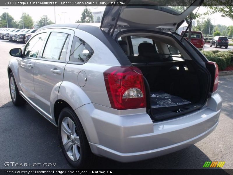 Bright Silver Metallic / Dark Slate Gray 2010 Dodge Caliber Mainstreet