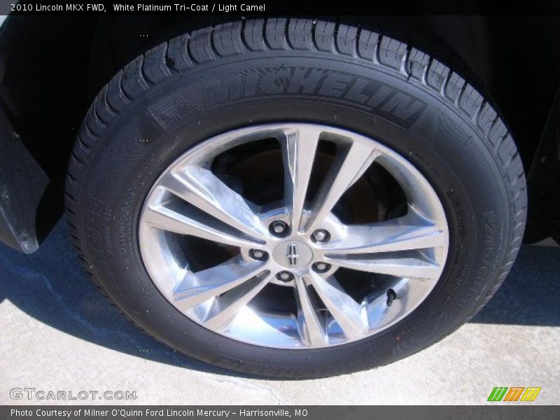 White Platinum Tri-Coat / Light Camel 2010 Lincoln MKX FWD