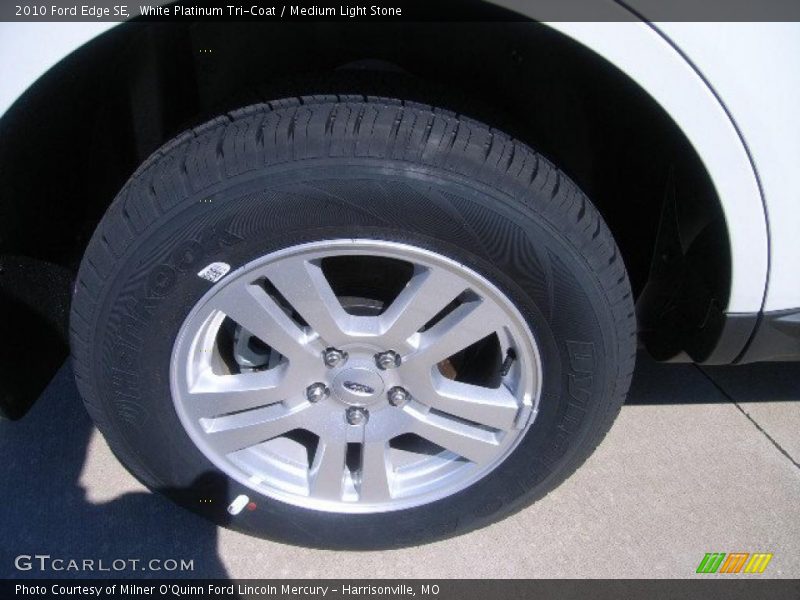 White Platinum Tri-Coat / Medium Light Stone 2010 Ford Edge SE