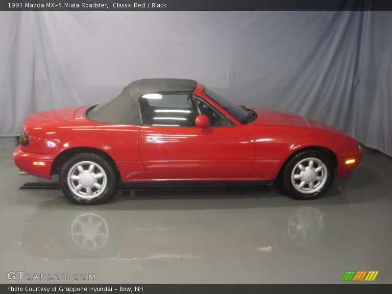 Classic Red / Black 1993 Mazda MX-5 Miata Roadster