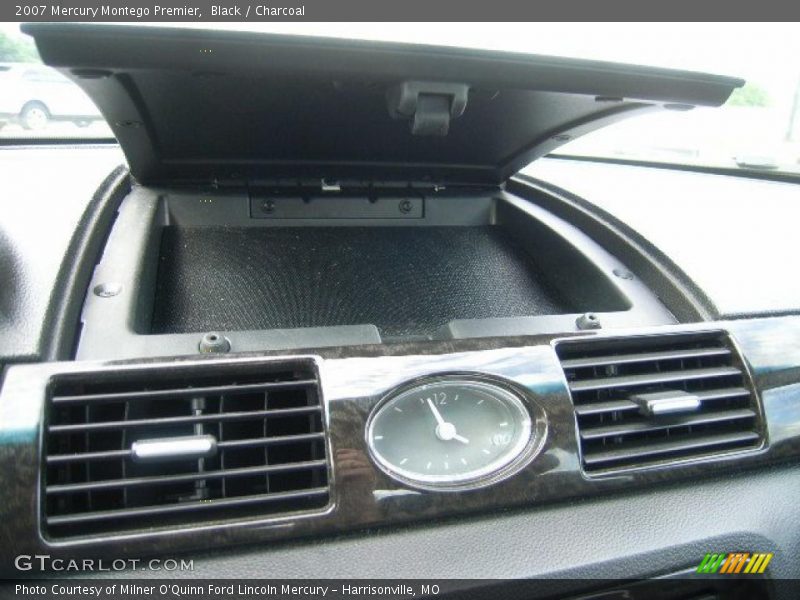 Black / Charcoal 2007 Mercury Montego Premier