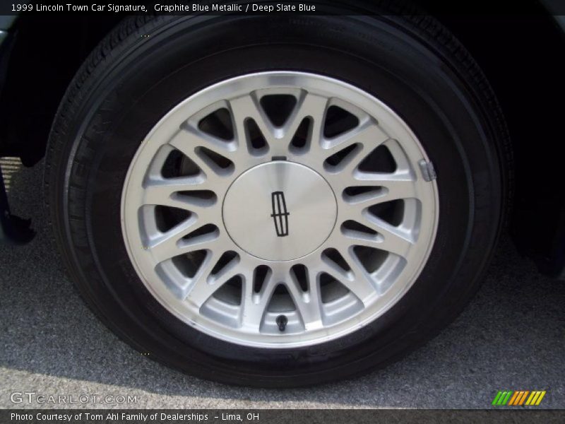 Graphite Blue Metallic / Deep Slate Blue 1999 Lincoln Town Car Signature