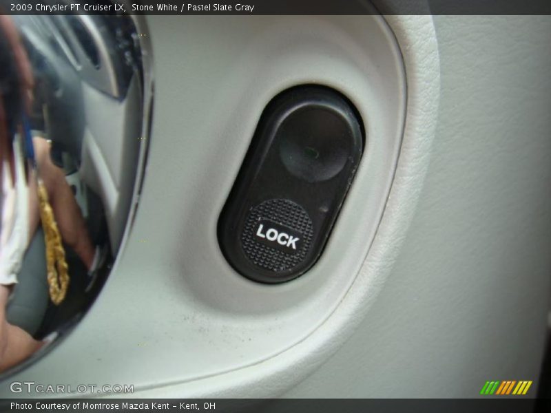 Stone White / Pastel Slate Gray 2009 Chrysler PT Cruiser LX