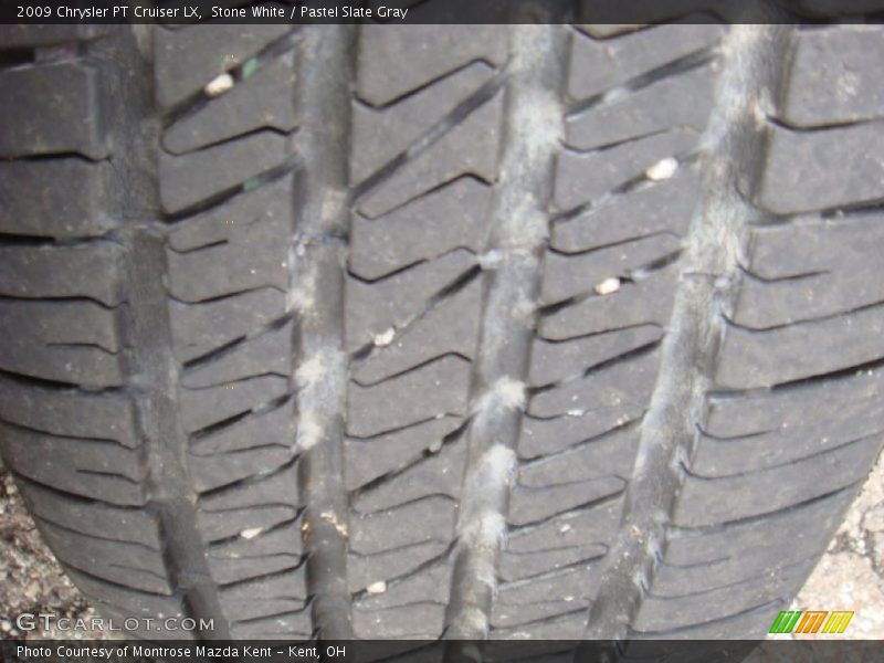 Stone White / Pastel Slate Gray 2009 Chrysler PT Cruiser LX