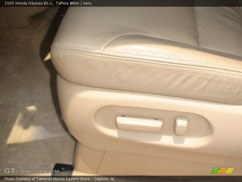 Taffeta White / Ivory 2005 Honda Odyssey EX-L