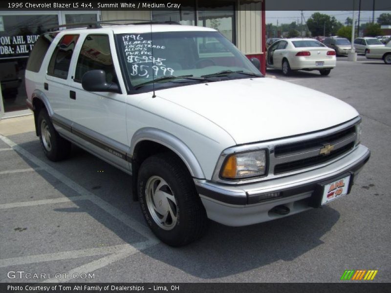 Summit White / Medium Gray 1996 Chevrolet Blazer LS 4x4