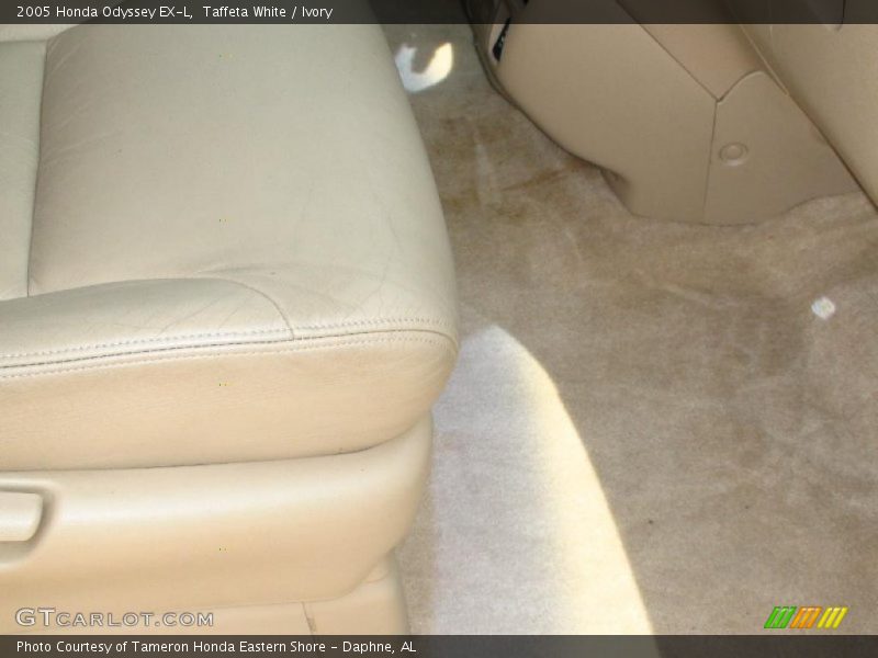 Taffeta White / Ivory 2005 Honda Odyssey EX-L