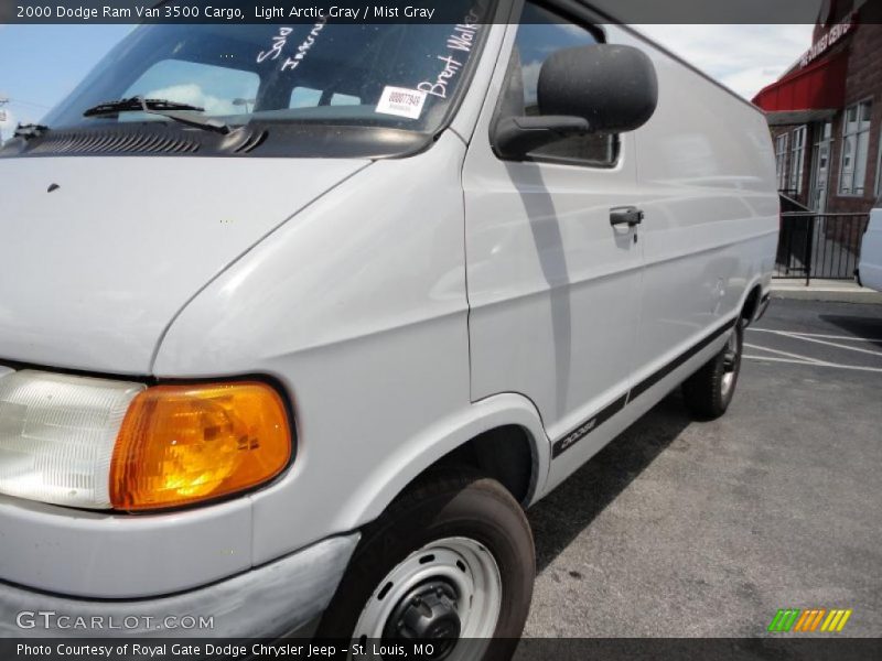 Light Arctic Gray / Mist Gray 2000 Dodge Ram Van 3500 Cargo
