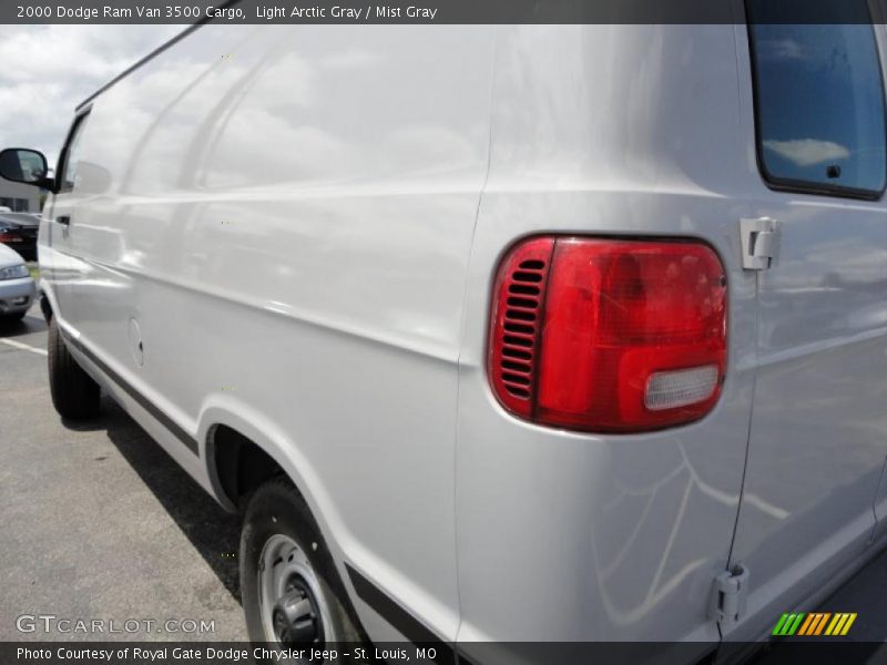 Light Arctic Gray / Mist Gray 2000 Dodge Ram Van 3500 Cargo