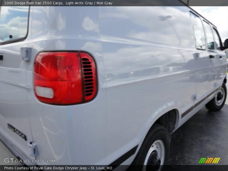 Light Arctic Gray / Mist Gray 2000 Dodge Ram Van 3500 Cargo