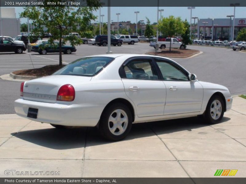 White Pearl / Beige 2001 Hyundai Sonata