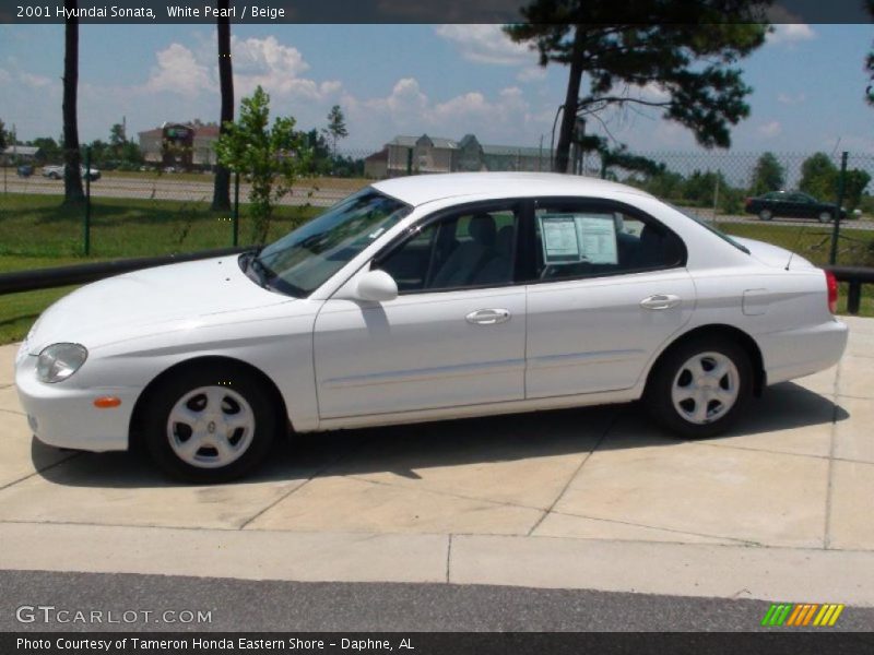 White Pearl / Beige 2001 Hyundai Sonata