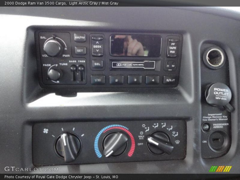 Light Arctic Gray / Mist Gray 2000 Dodge Ram Van 3500 Cargo