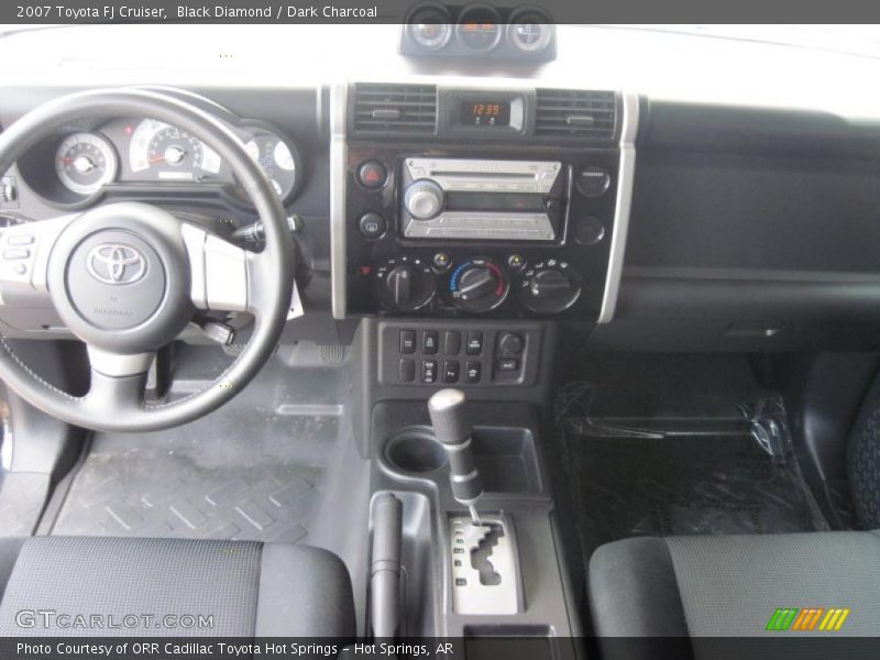 Black Diamond / Dark Charcoal 2007 Toyota FJ Cruiser