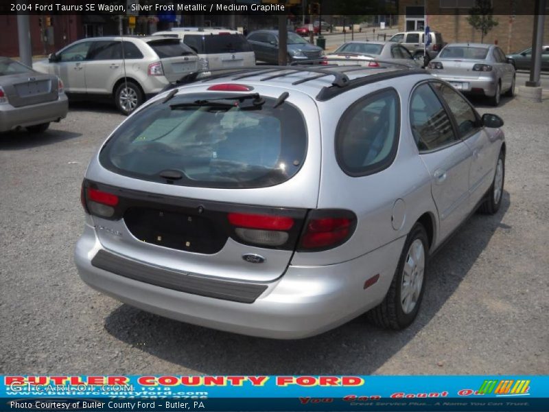 Silver Frost Metallic / Medium Graphite 2004 Ford Taurus SE Wagon