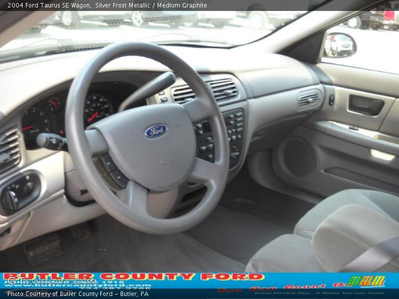 Silver Frost Metallic / Medium Graphite 2004 Ford Taurus SE Wagon