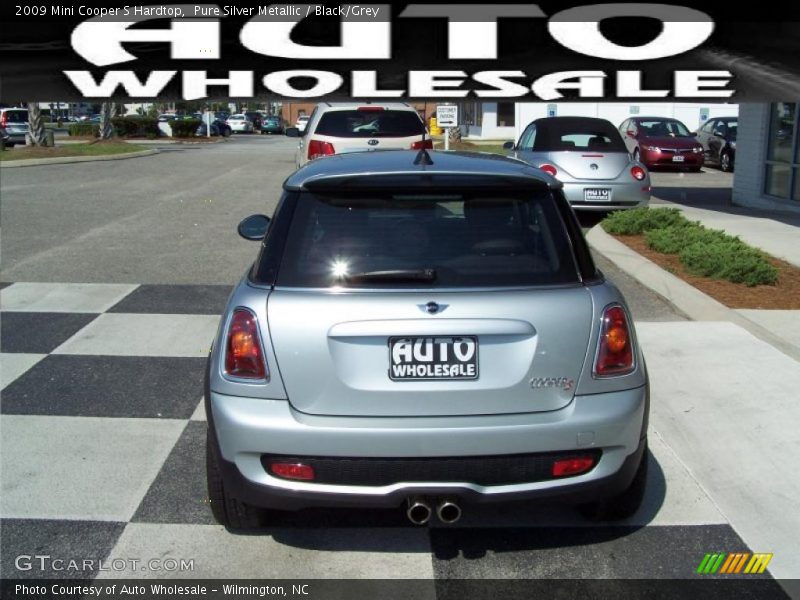 Pure Silver Metallic / Black/Grey 2009 Mini Cooper S Hardtop