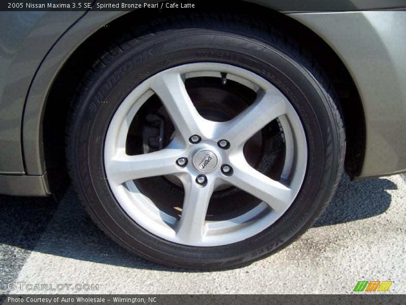 Spirited Bronze Pearl / Cafe Latte 2005 Nissan Maxima 3.5 SE