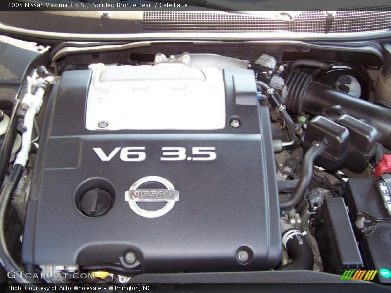 Spirited Bronze Pearl / Cafe Latte 2005 Nissan Maxima 3.5 SE