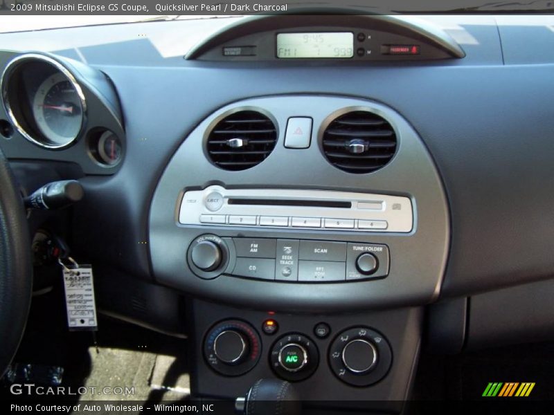 Quicksilver Pearl / Dark Charcoal 2009 Mitsubishi Eclipse GS Coupe