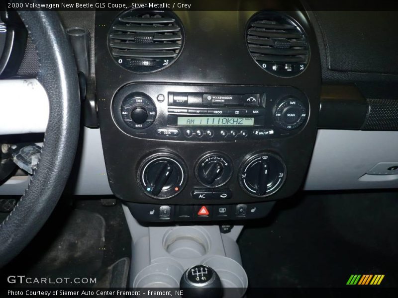Silver Metallic / Grey 2000 Volkswagen New Beetle GLS Coupe