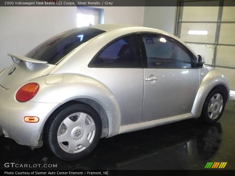 Silver Metallic / Grey 2000 Volkswagen New Beetle GLS Coupe