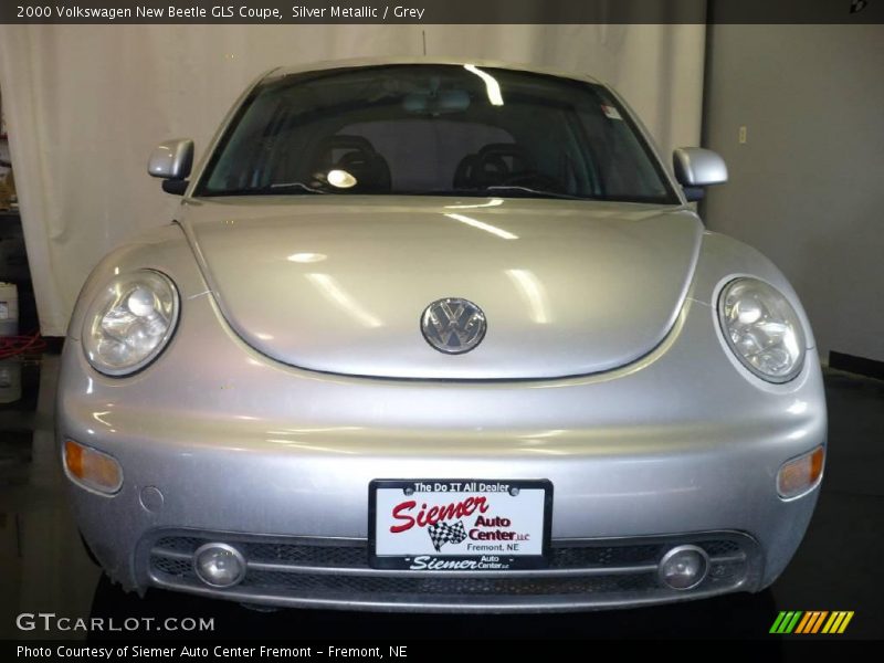 Silver Metallic / Grey 2000 Volkswagen New Beetle GLS Coupe
