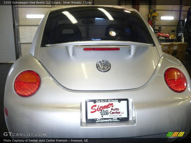 Silver Metallic / Grey 2000 Volkswagen New Beetle GLS Coupe