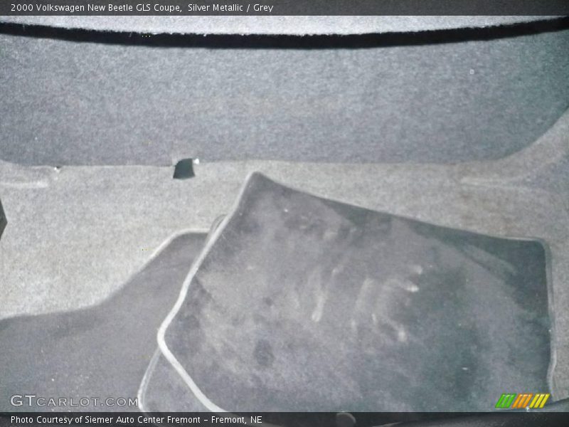 Silver Metallic / Grey 2000 Volkswagen New Beetle GLS Coupe