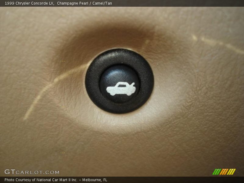 Champagne Pearl / Camel/Tan 1999 Chrysler Concorde LX