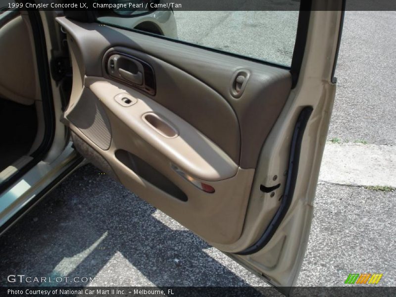 Champagne Pearl / Camel/Tan 1999 Chrysler Concorde LX