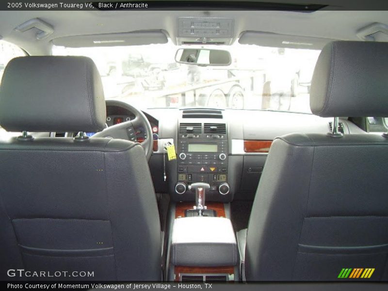 Black / Anthracite 2005 Volkswagen Touareg V6