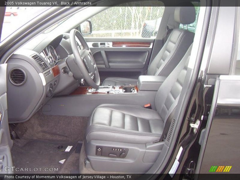 Black / Anthracite 2005 Volkswagen Touareg V6