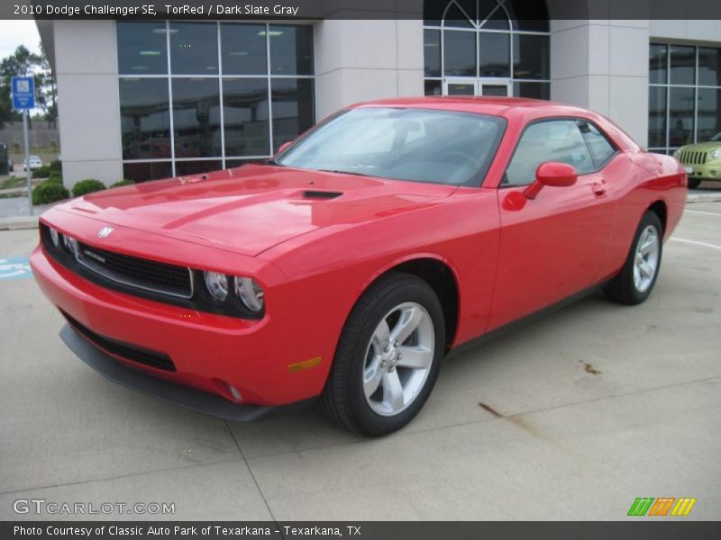 TorRed / Dark Slate Gray 2010 Dodge Challenger SE