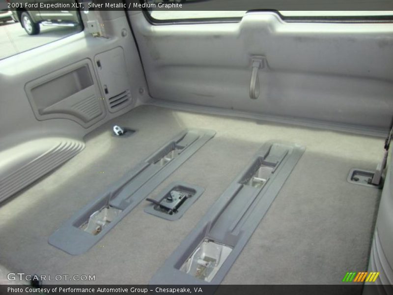 Silver Metallic / Medium Graphite 2001 Ford Expedition XLT