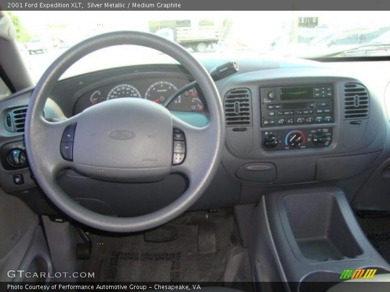Silver Metallic / Medium Graphite 2001 Ford Expedition XLT
