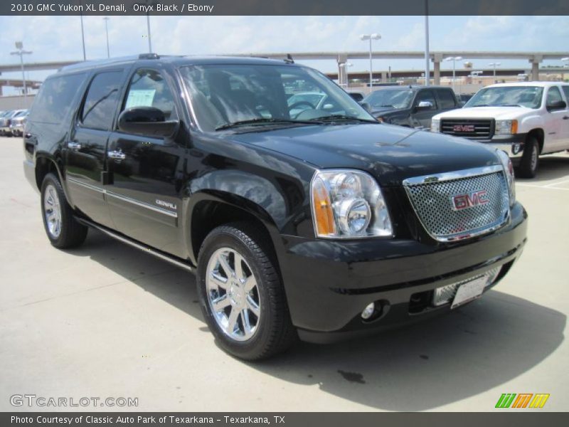 Onyx Black / Ebony 2010 GMC Yukon XL Denali