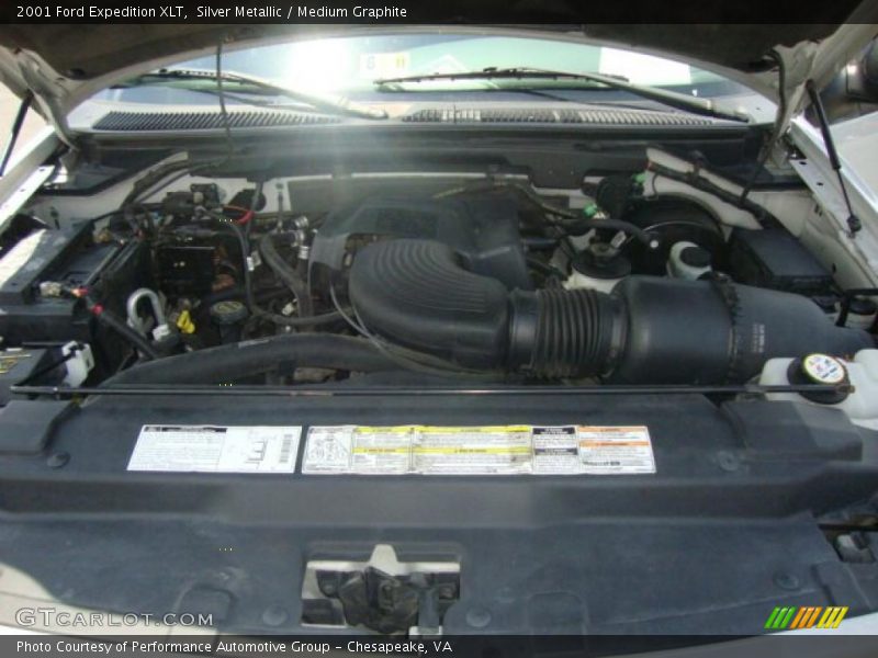Silver Metallic / Medium Graphite 2001 Ford Expedition XLT