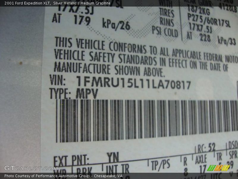 Silver Metallic / Medium Graphite 2001 Ford Expedition XLT