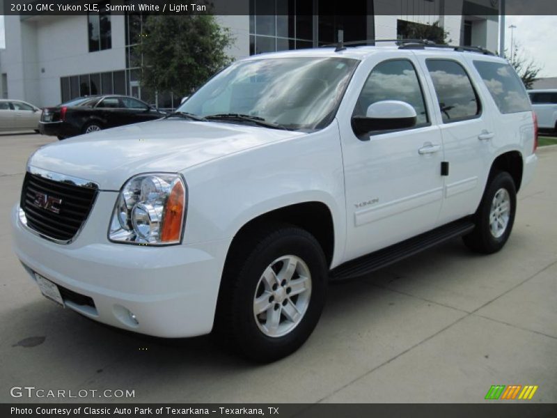 Summit White / Light Tan 2010 GMC Yukon SLE
