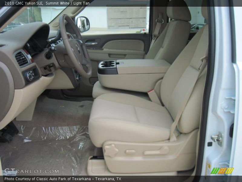 Summit White / Light Tan 2010 GMC Yukon SLE