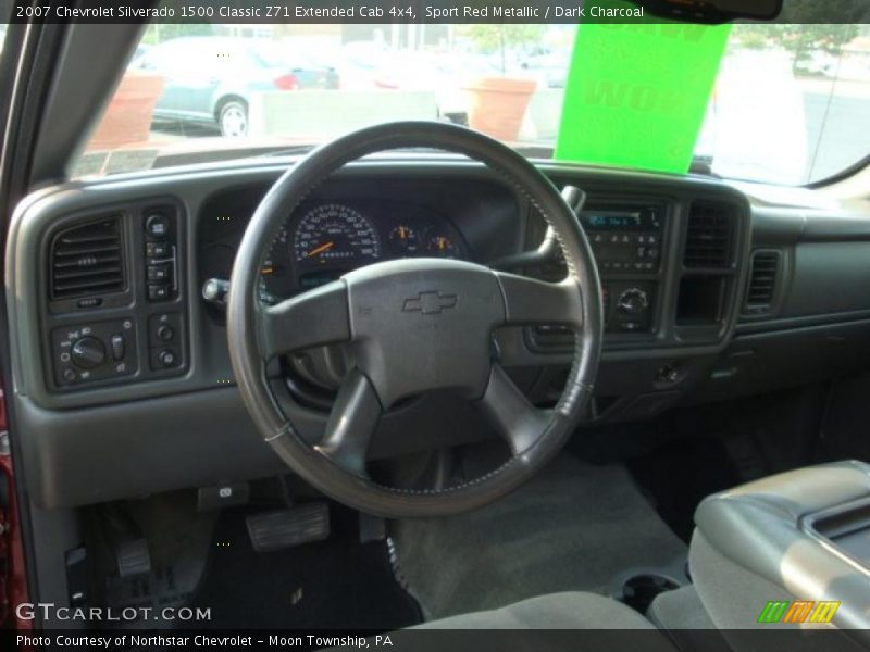 Sport Red Metallic / Dark Charcoal 2007 Chevrolet Silverado 1500 Classic Z71 Extended Cab 4x4